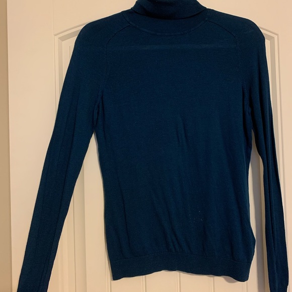 Blue H&M turtleneck - Picture 2 of 5